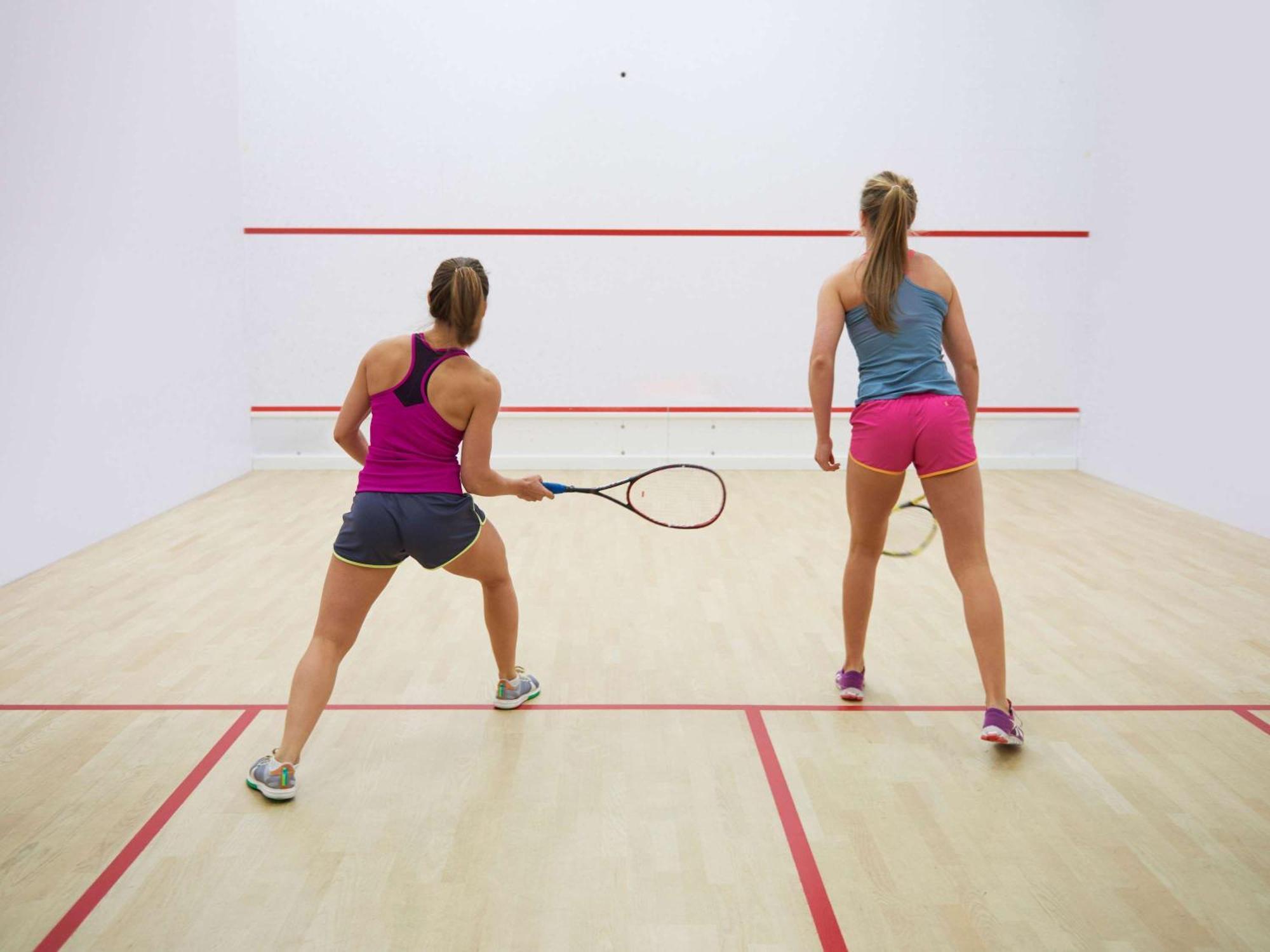 Sofitel Bahrain Zallaq Thalassa Sea & Spa Manamah Buitenkant foto Squash doubles