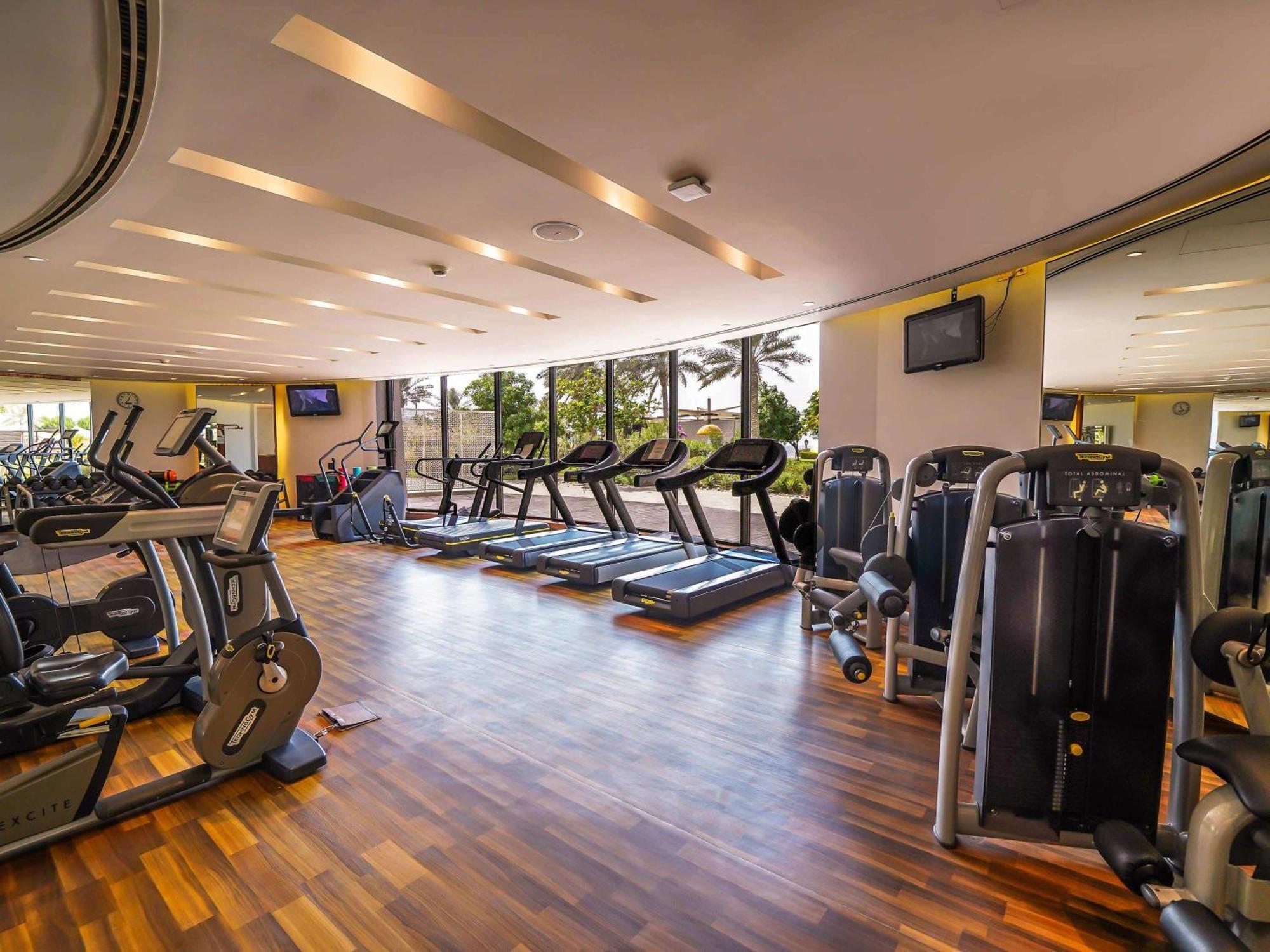 Sofitel Bahrain Zallaq Thalassa Sea & Spa Manamah Buitenkant foto The gym at the InterContinental
