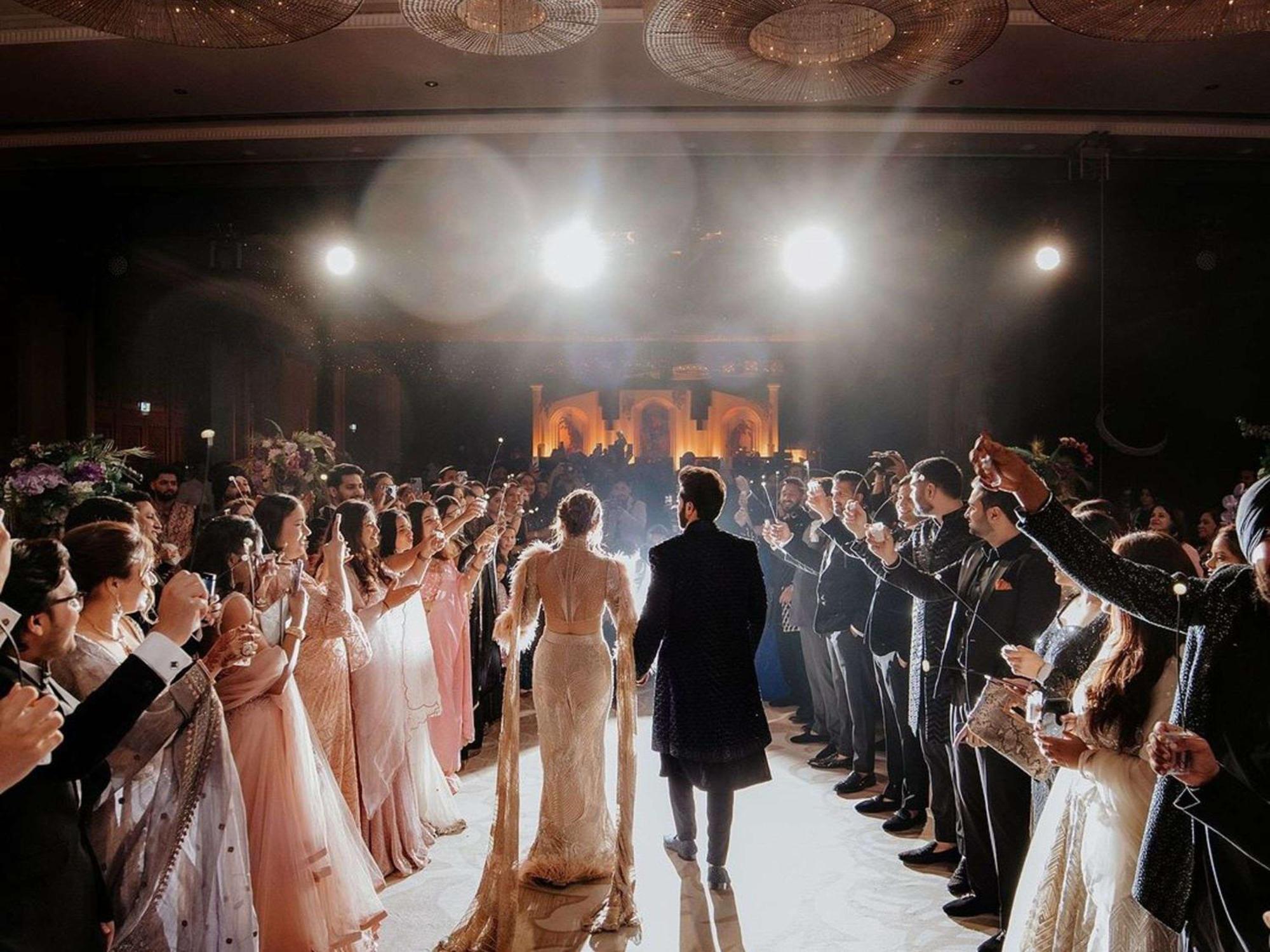 Sofitel Bahrain Zallaq Thalassa Sea & Spa Manamah Buitenkant foto Wedding reception at the Taj Mahal Palace, Mumbai, India