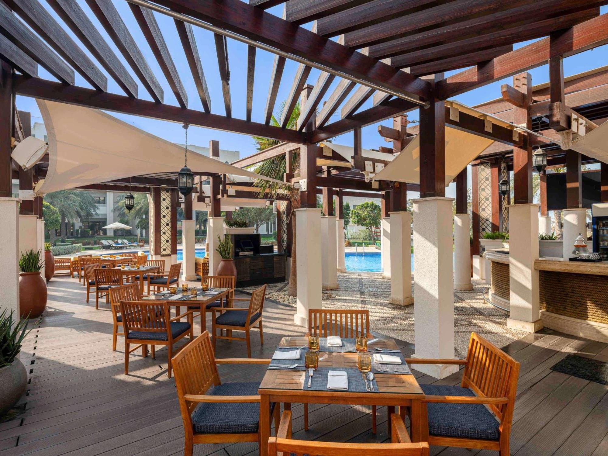 Sofitel Bahrain Zallaq Thalassa Sea & Spa Manamah Buitenkant foto The Beach Club