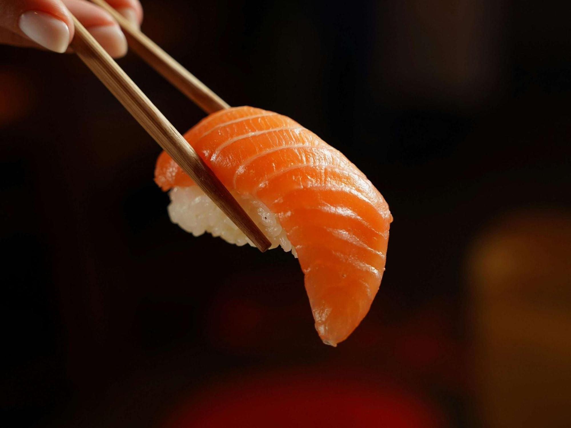 Sofitel Bahrain Zallaq Thalassa Sea & Spa Manamah Buitenkant foto Salmon nigiri