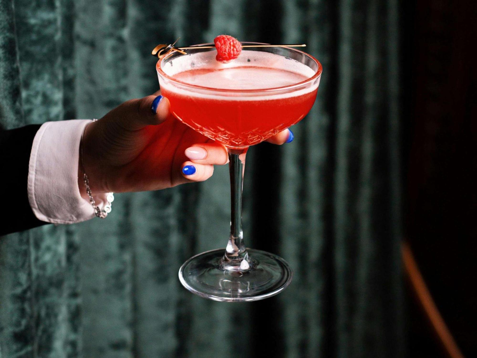 Sofitel Bahrain Zallaq Thalassa Sea & Spa Manamah Buitenkant foto A Clover Club cocktail