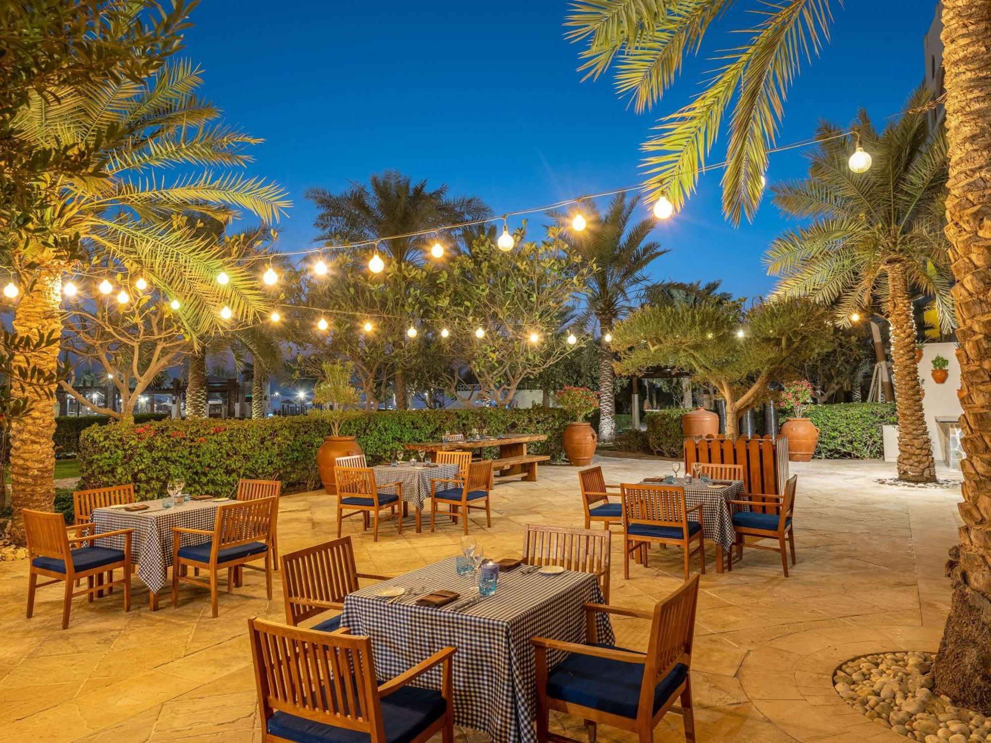 Sofitel Bahrain Zallaq Thalassa Sea & Spa Manamah Buitenkant foto The Beach at The Oberoi, Dubai